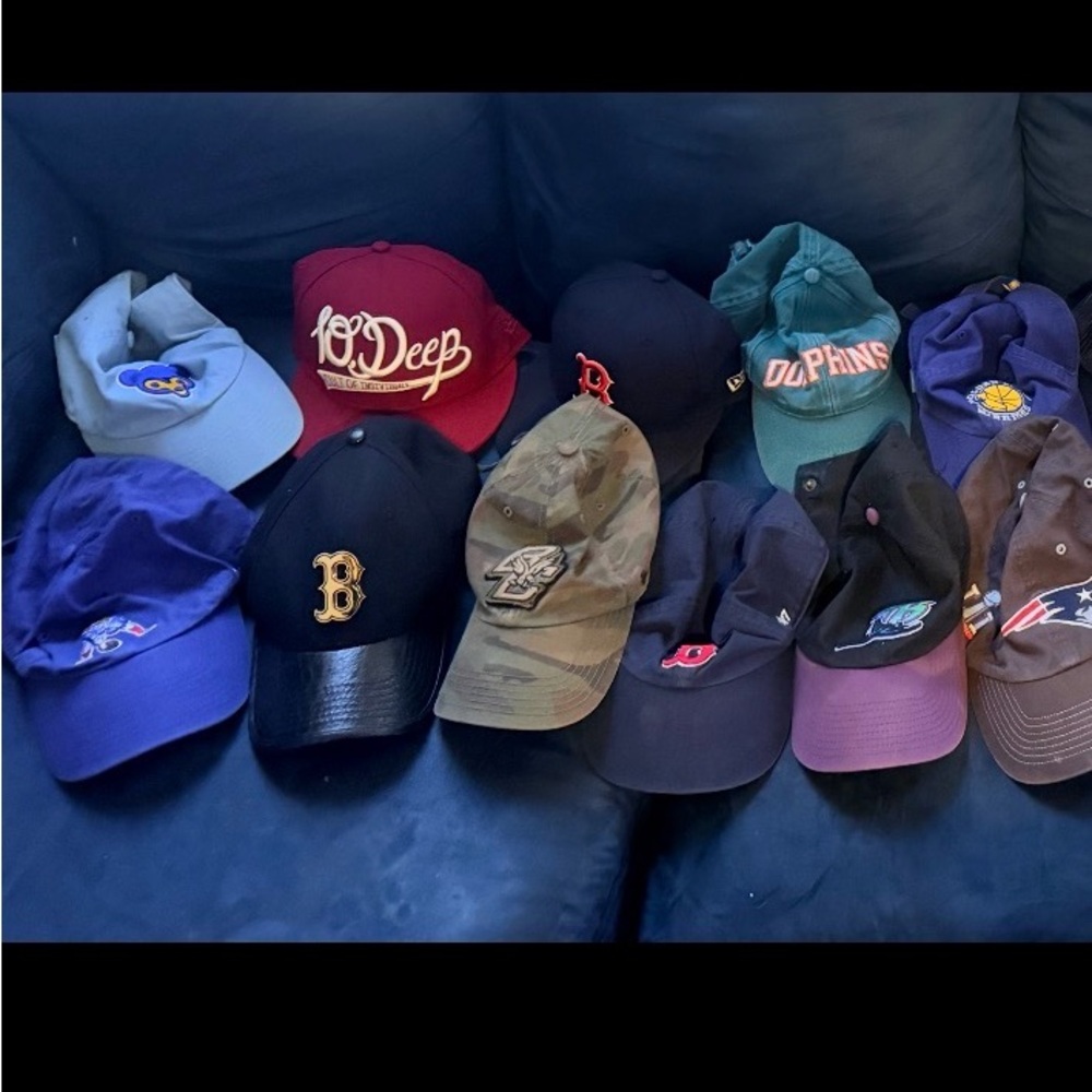 Lot of 18 hats all used